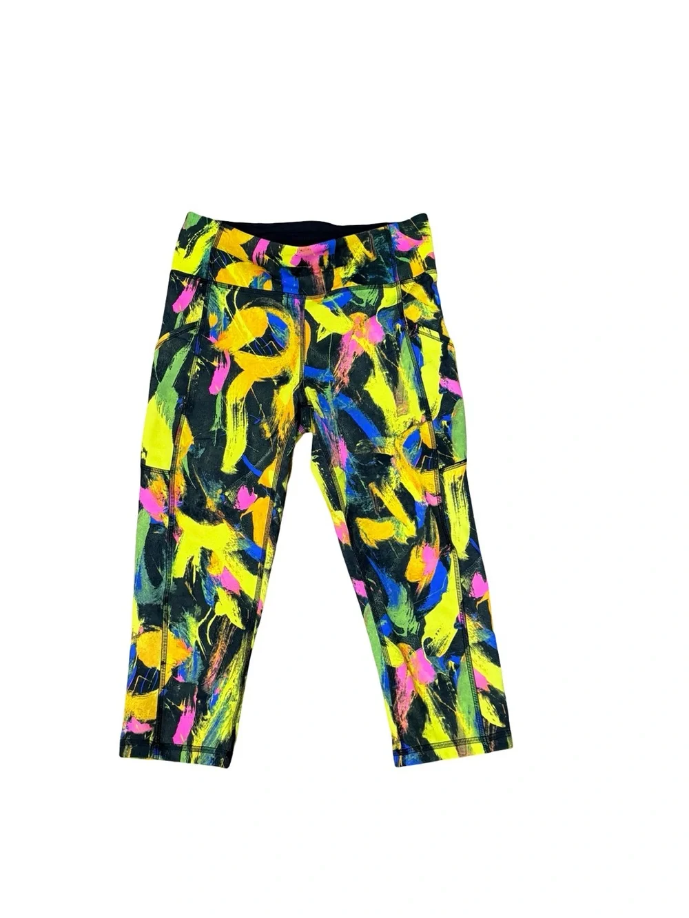 ✨ Lululemon Invigorate High-Rise‎ Crop 17